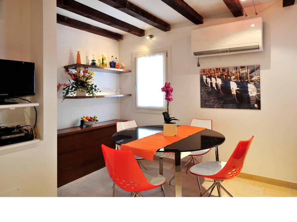 Palace La Vida Apartments By Wonderful Italy Venice Exterior photo